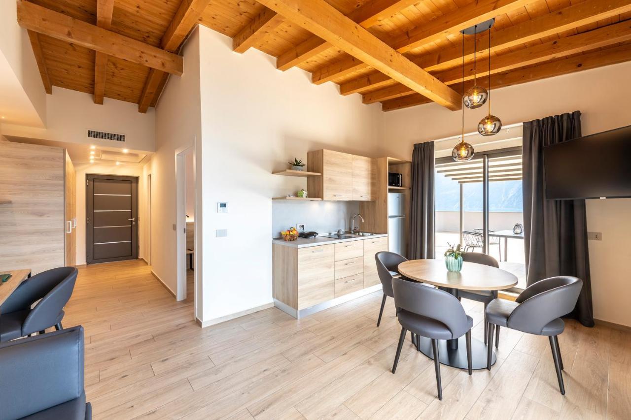 Evo Suites Apartments Limone sul Garda Zewnętrze zdjęcie